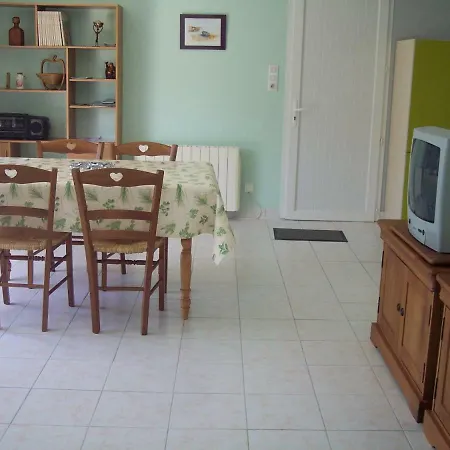 Le Chant Des Sables Holiday home *